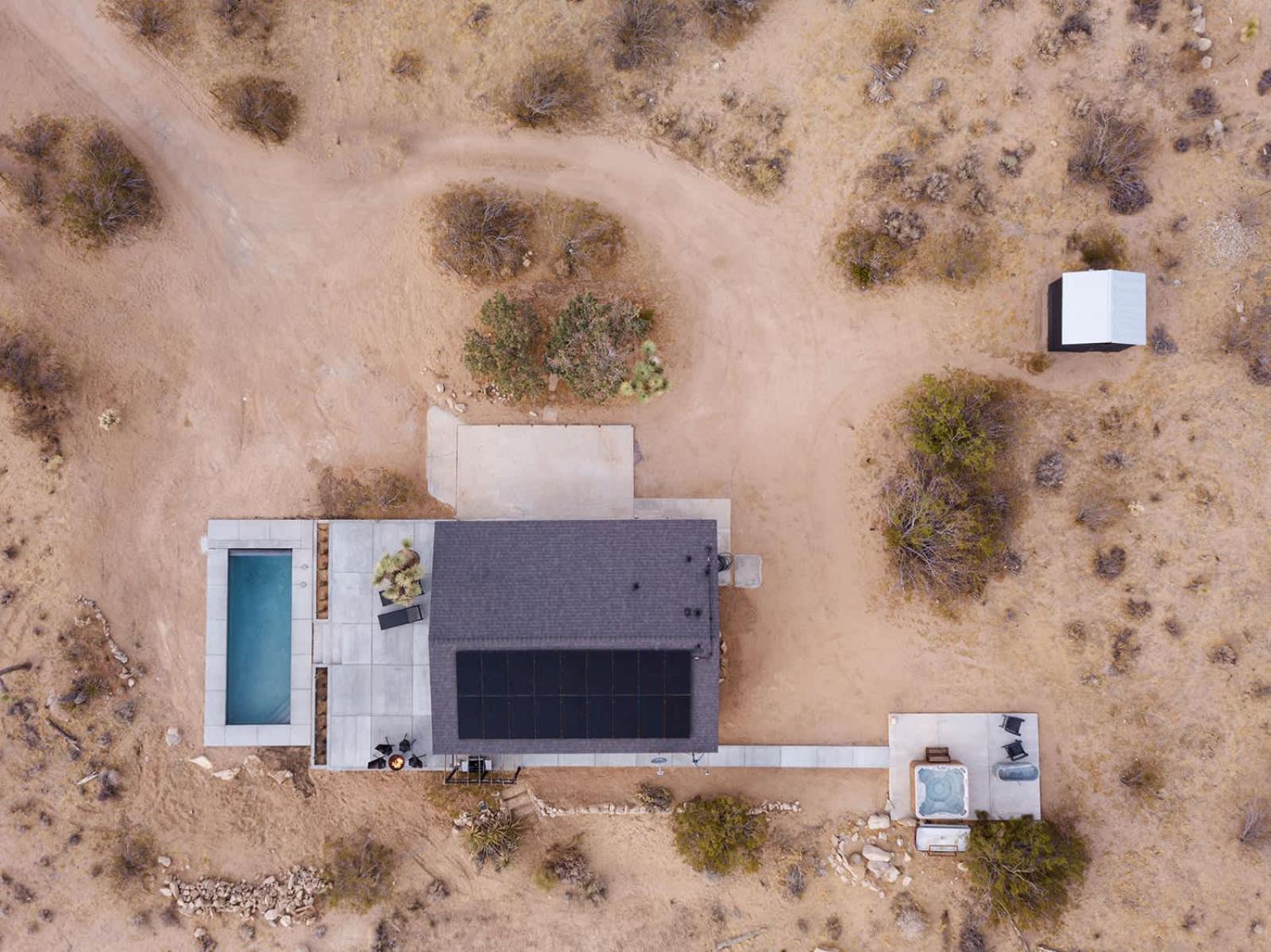 Sacred Haven L W Cowboy Pool At Park Entrance Holiday home